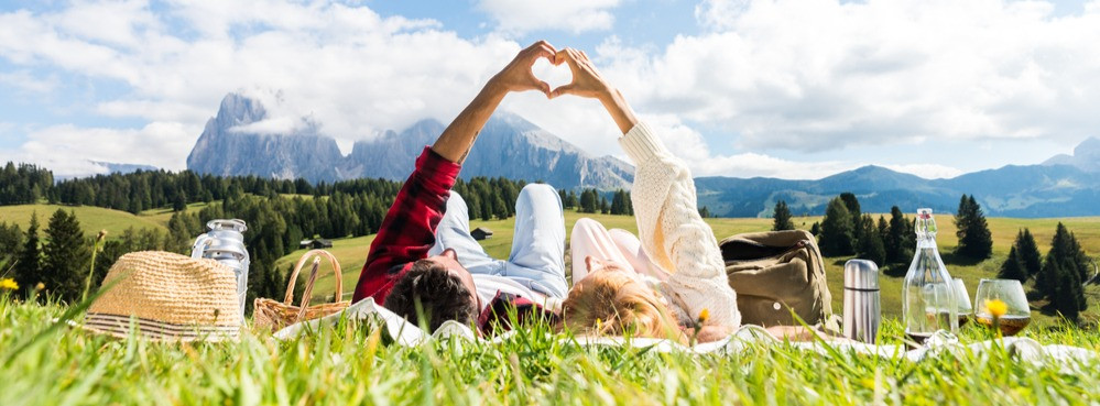 romantic weekend - couple in the nature
